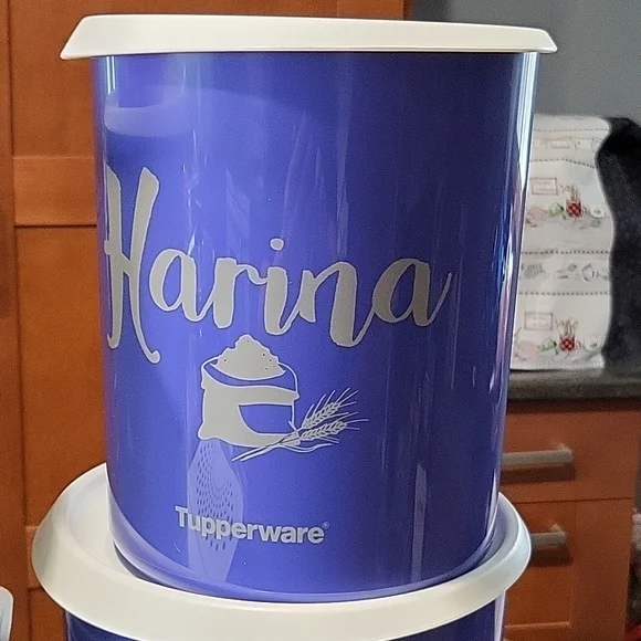 Tupperware Pantry Set - Picture 7 of 12